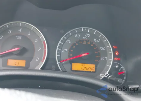 2010 Toyota Corolla S z USA, uszkodzony, nr VIN 2T1BU4EE1AC375654